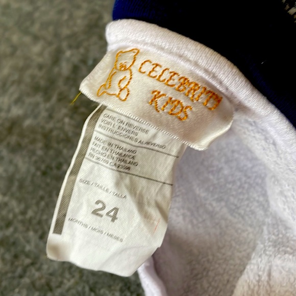 3/ $15 🌸 2 piece teddy bear shirt & pant set, size 24 months - Picture 5 of 11